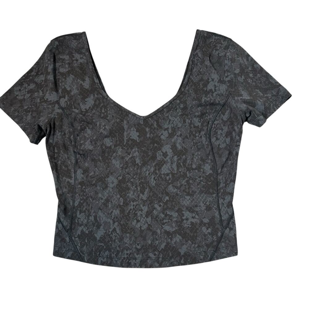 Lululemon Align Crop Top Size M Black Gray Graphite Diamond Dye Nulu T-Shirt - Picture 2 of 6